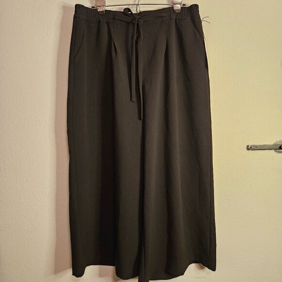 Wide Leg Pant - Picture 1 of 2